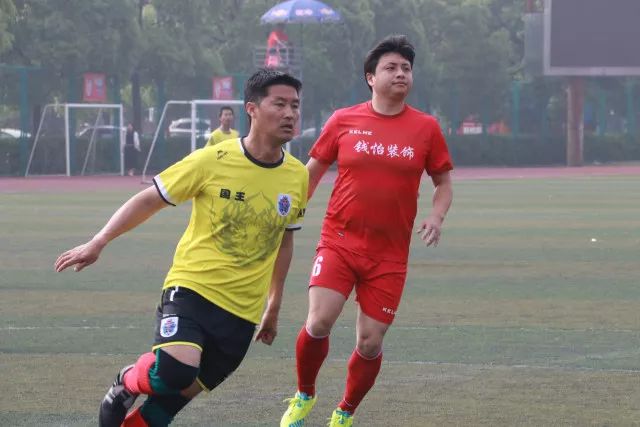 土超女排加拉塔萨雷2-3负艾登都会 伊萨零封土航