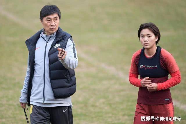 曼城主场战维拉坐拥1神迹 数据示蓝月2-1小胜