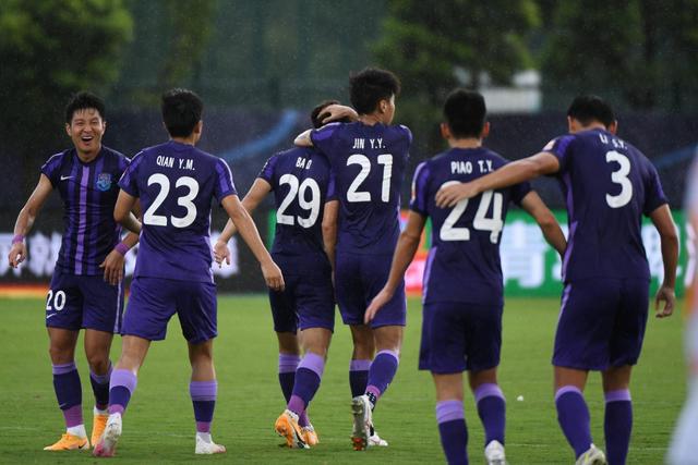 热身赛-廖三宁15分 中国男篮惨败澳大利亚33分